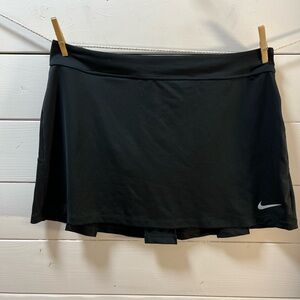 NIKE GOLF Black Skirt – Size L